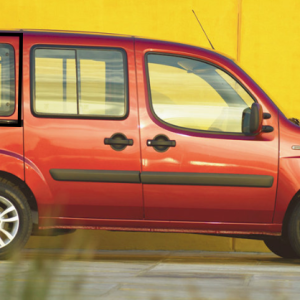Vidro Janela Móvel Fiat Doblo Lado Direito Com 3 Furos Genuína